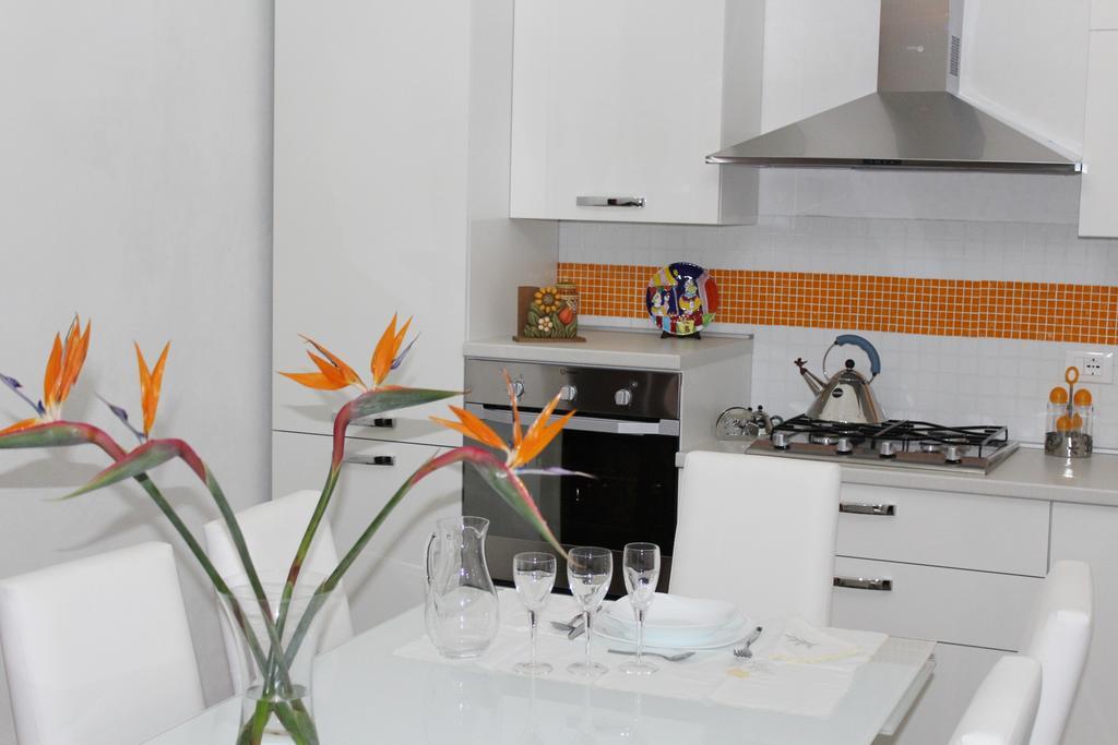 Palazzo Taormina Apartment Castellammare del Golfo Luaran gambar