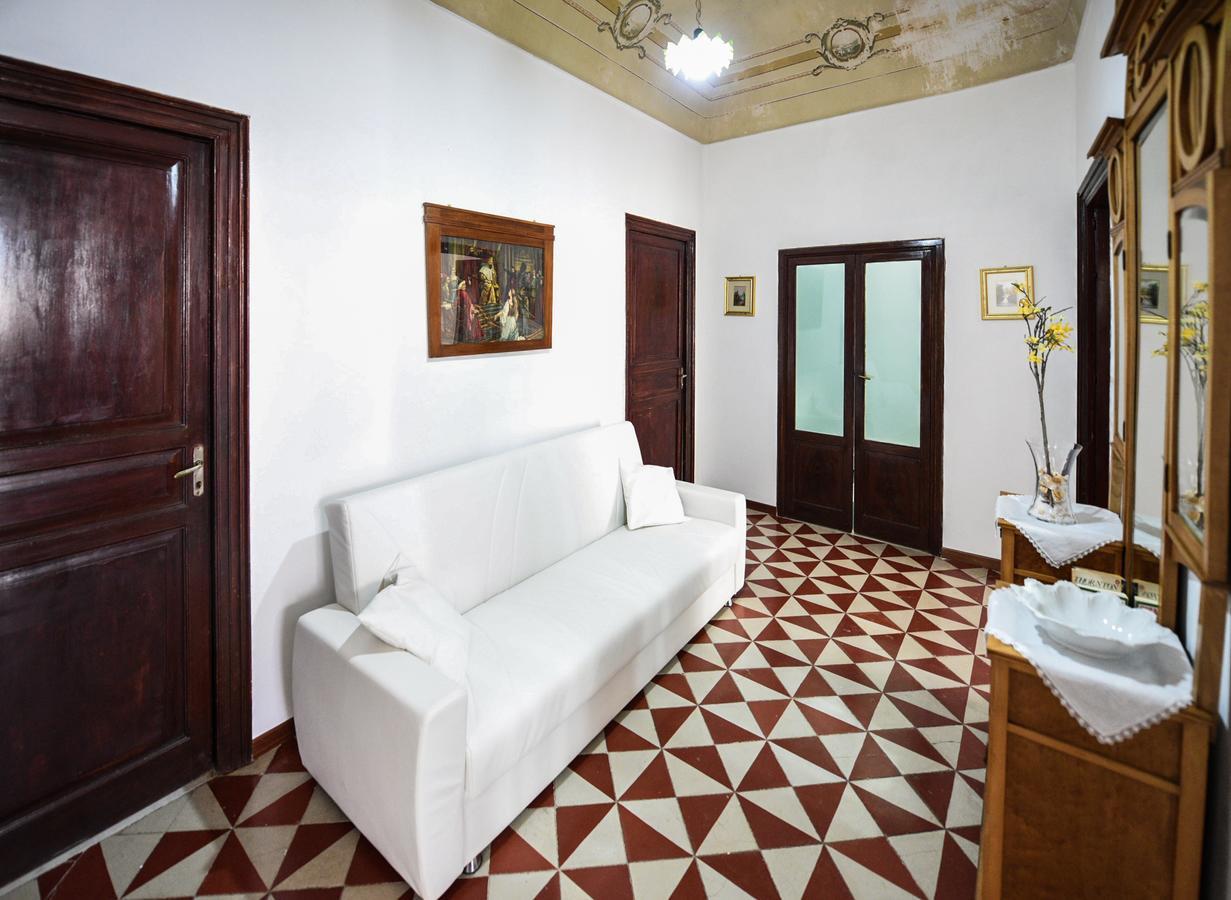 Palazzo Taormina Apartment Castellammare del Golfo Luaran gambar